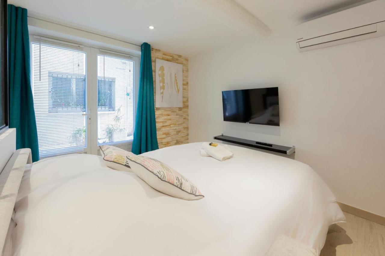 Brand-New Atypical Studio In Rue Fourmilliere 昂蒂布 外观 照片